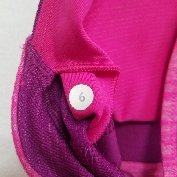 Lululemon Run For Gold Tank - Picture 10 of 13